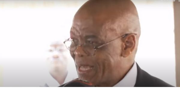 Ace Magashule begin eie politieke party