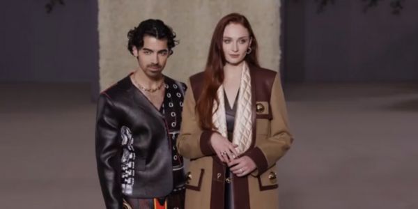 Joe Jonas en Sophie Turner kan nie ooreenkom oor plek vir egskeiding nie