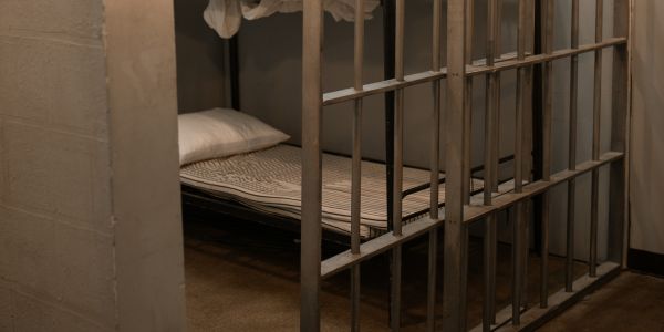 Man wat vrou vermoor tydens geveg kry lewenslange tronkstraf