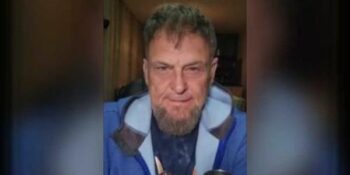 Kaapstad word kritiseer vir Steve Hofmeyr se insluiting in Theuns Jordaan-huldeblykkonsert