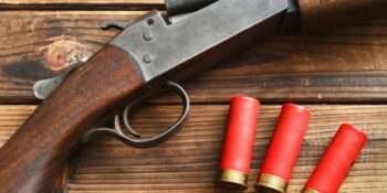 Leerder (14) skiet klasmaat dood, pleeg selfdood