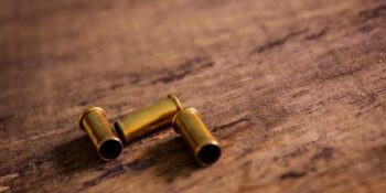 Polisiekonstabel in hegtenis vir moord